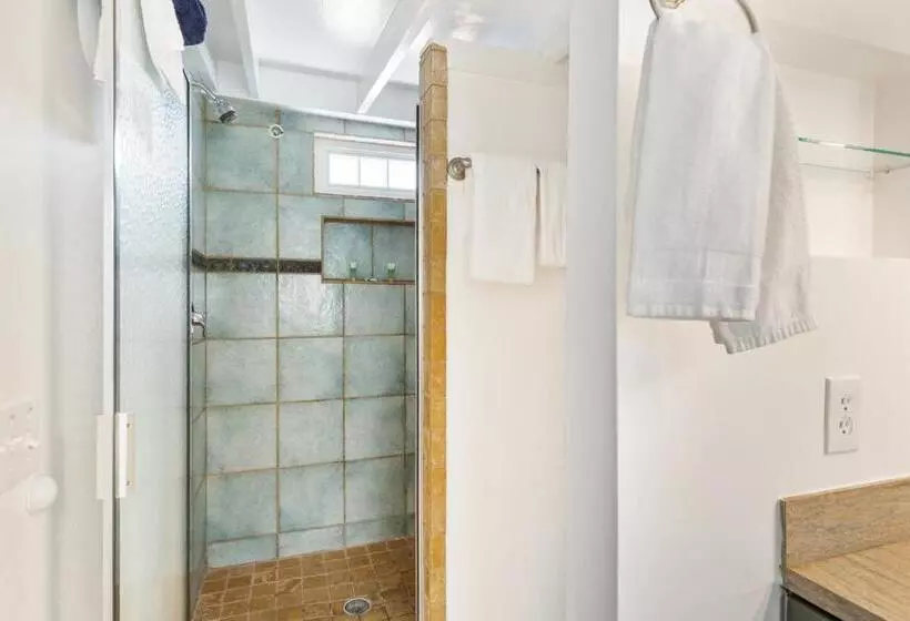 Hotelli Wicker Guesthouse