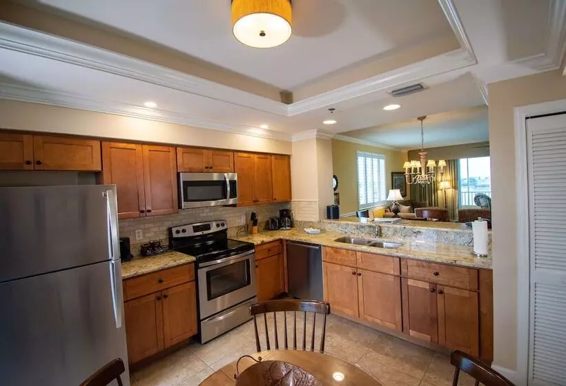 Vanderbilt Beach Resort