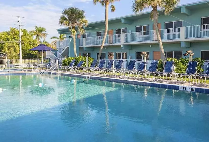 Via Roma Beach Resort