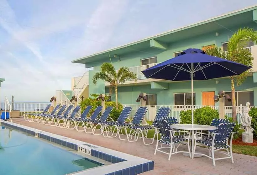 Via Roma Beach Resort