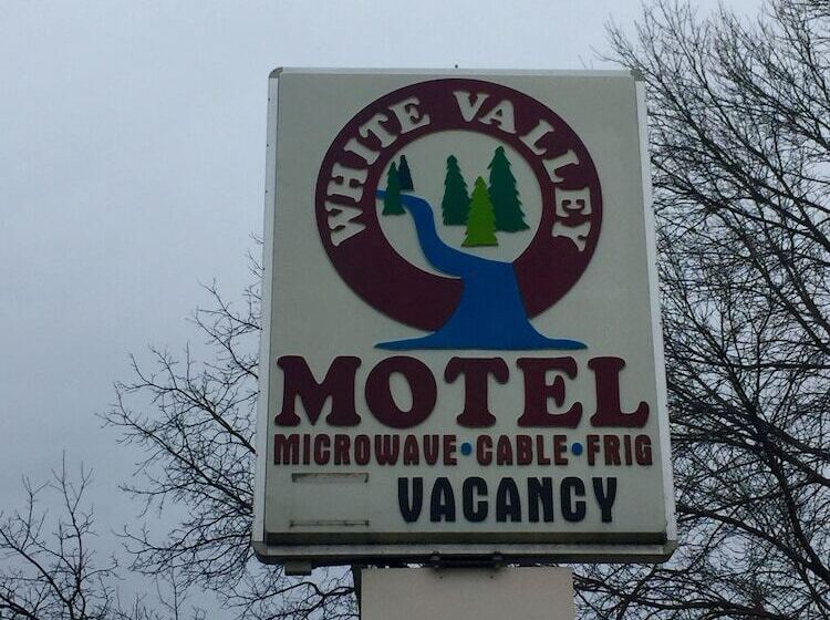 White Valley Motel
