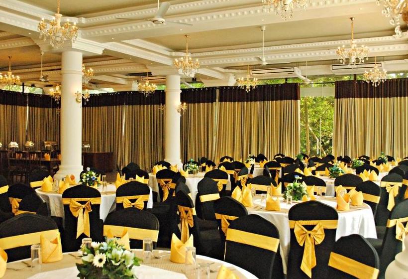 فندق Captain S Marina