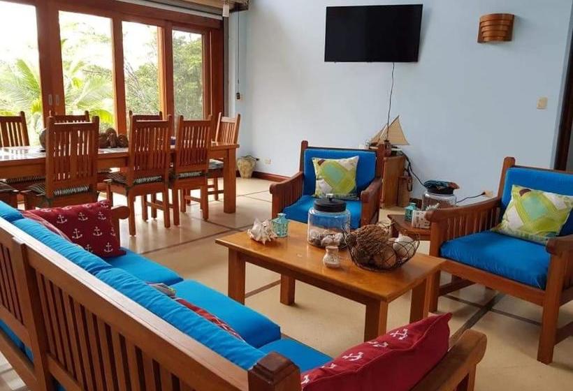 پانسیون Cañafistula Fourth Dimension