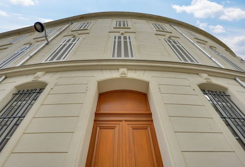 هاستل The People Marseille