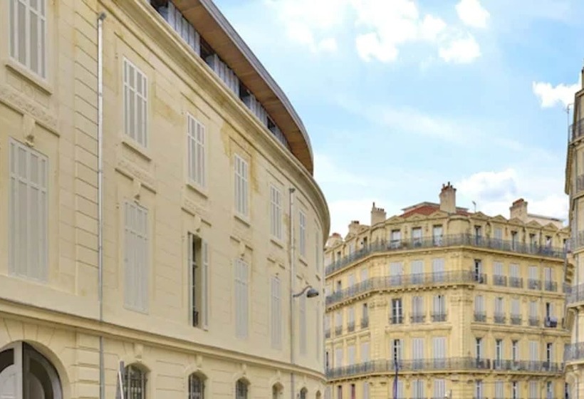 هاستل The People Marseille