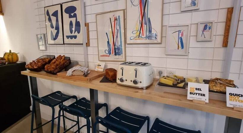 هاستل The People Marseille