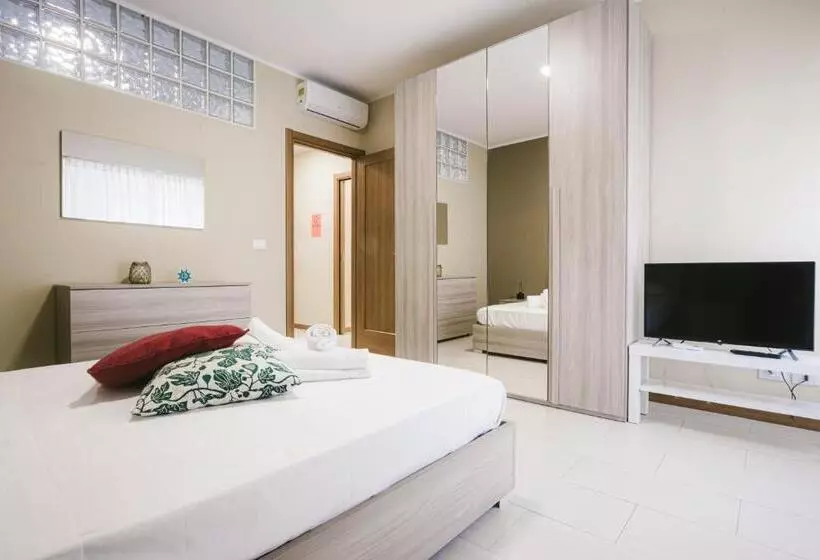 پانسیون Grab A Flat In Coroneo