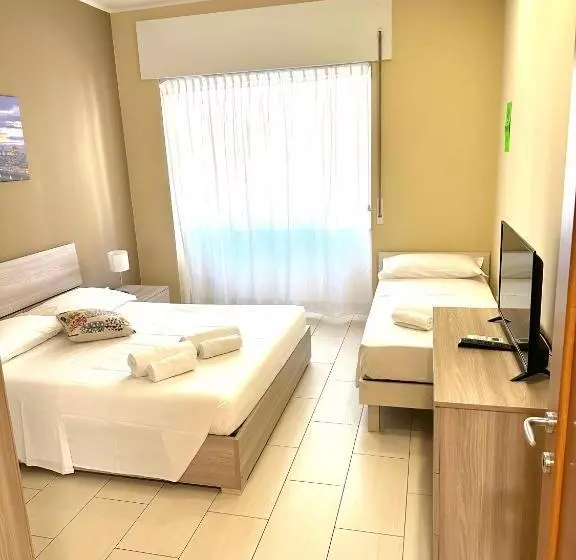 پانسیون Grab A Flat In Coroneo