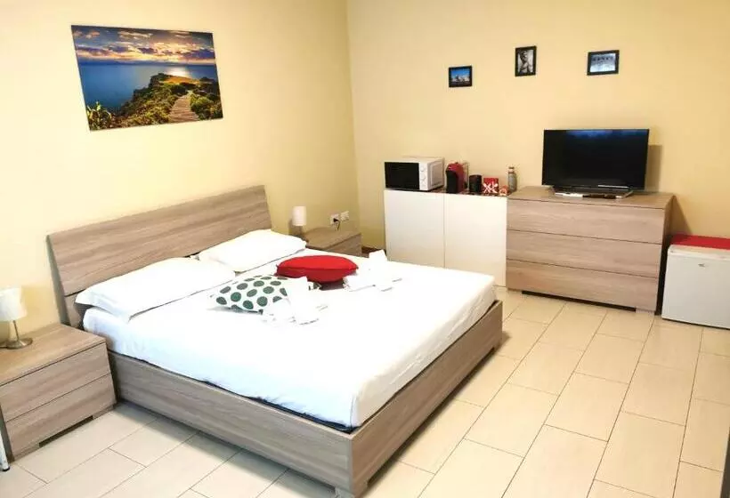 پانسیون Grab A Flat In Coroneo