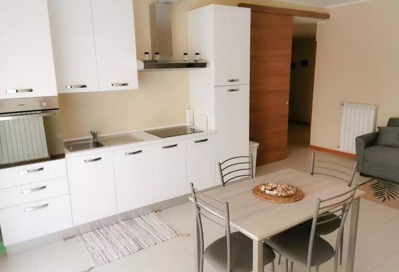 پانسیون Grab A Flat In Coroneo