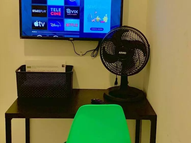 ペンション Pousada Eas Suítes Internacionais 10min Gru