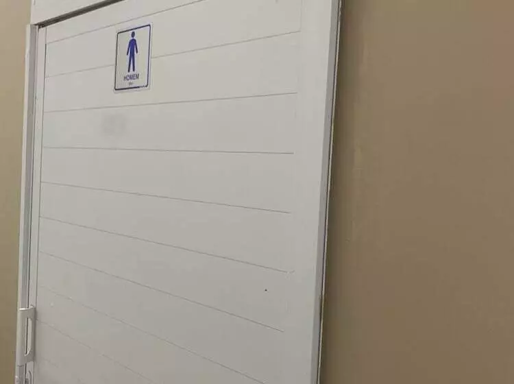 ペンション Pousada Eas Suítes Internacionais 10min Gru