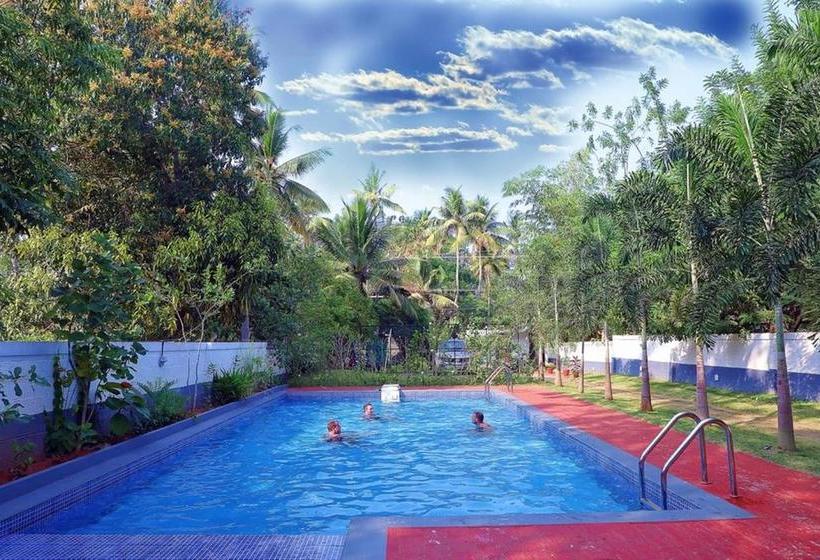 בית מלון כפרי Grand Rodina Resort & Spa By Ledd S