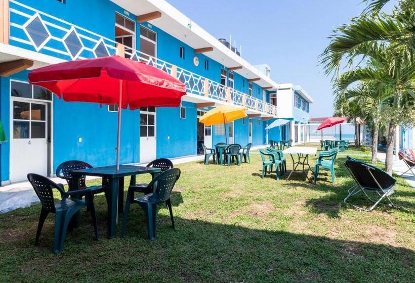 فندق Maria Ines   Kan Pakini Club