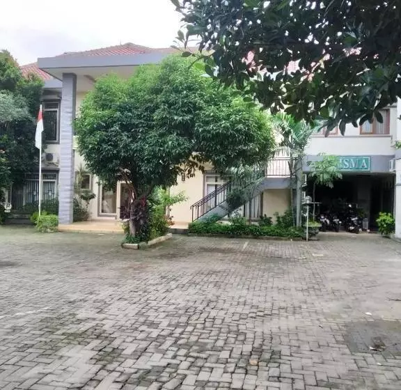 ホテル Oyo 3133 Wisma Yampi Syari Ah