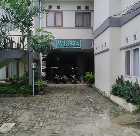 Hotel Oyo 3133 Wisma Yampi Syari Ah