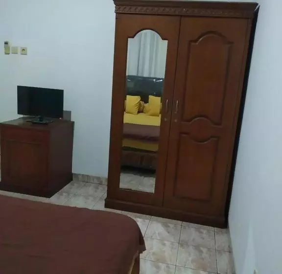 ホテル Oyo 3133 Wisma Yampi Syari Ah