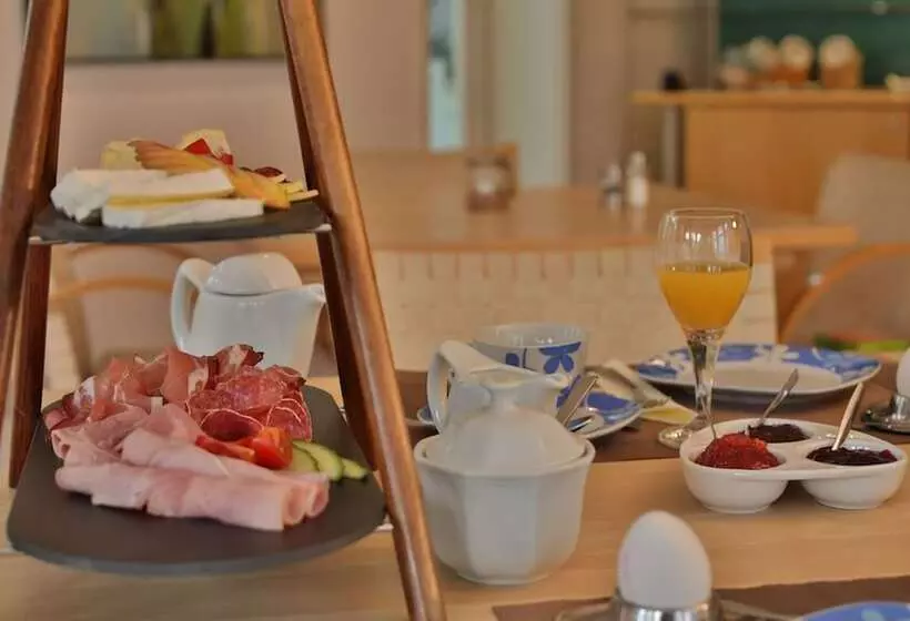 Hotelli Fiester Hannes