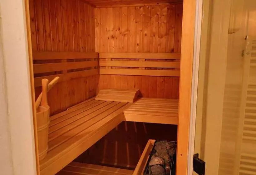 Hotelli Fiester Hannes