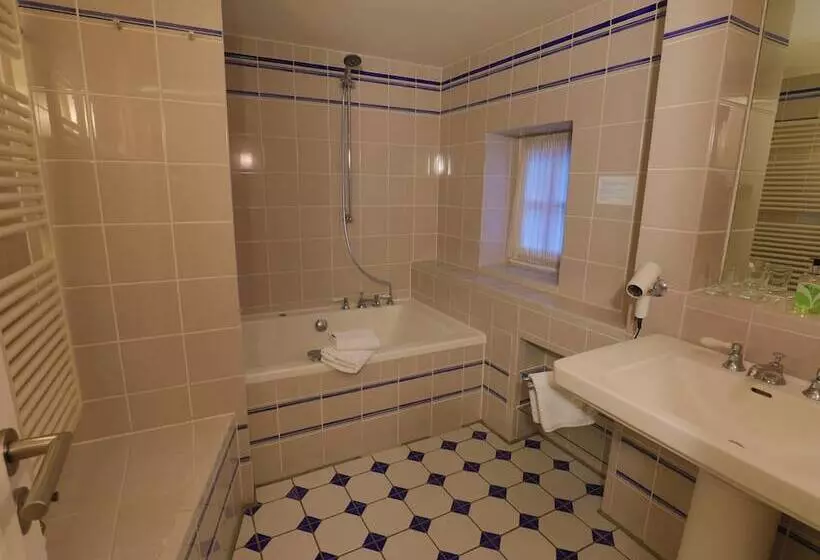 Hotelli Fiester Hannes