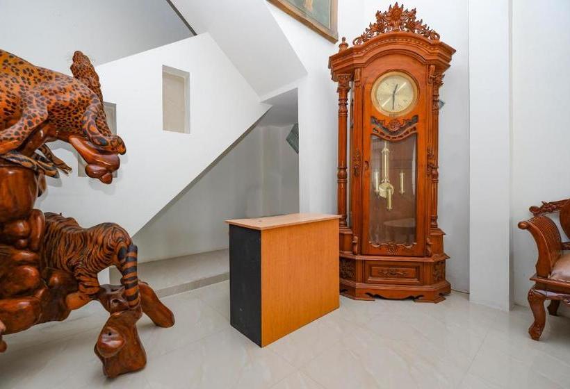 Hotell Spot On 3041 Griya One Syariah