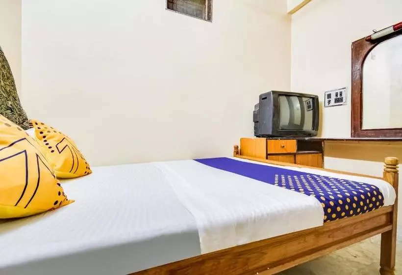 ホテル Spot On 69451 Shivam Guest House