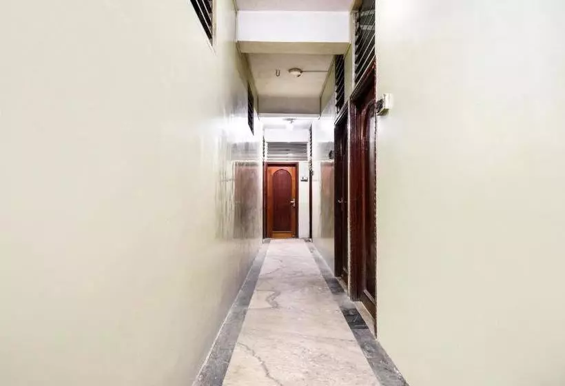 ホテル Spot On 69451 Shivam Guest House