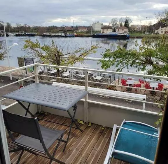 Aamiaismajoitus (B&B) Les Chambres De La Cotinière   Bord De Saône   St Jean De Losne