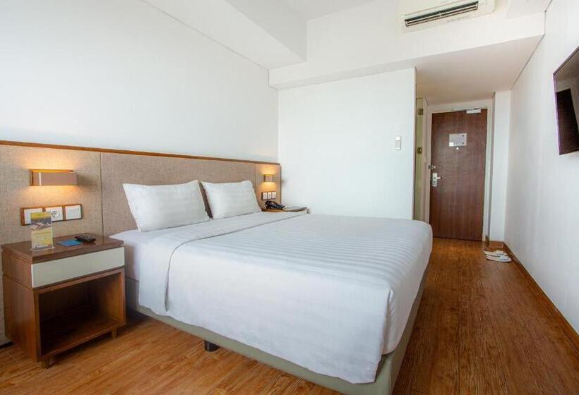 ホテル Grand Zuri Ketapang