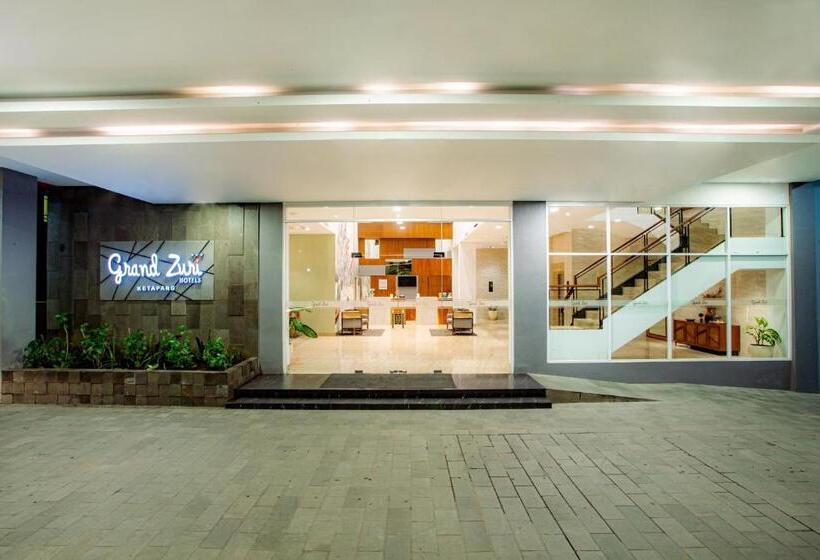 ホテル Grand Zuri Ketapang