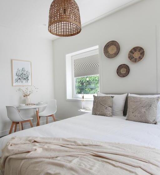 هتل Paradis Zandvoort