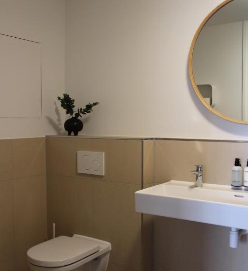 هتل Paradis Zandvoort