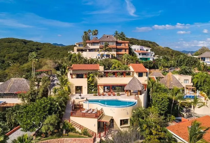 Casa Larimar
