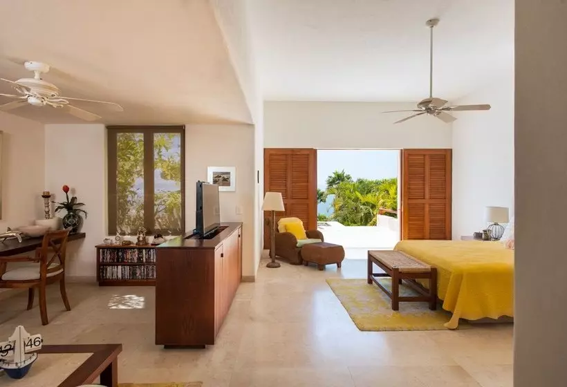 Casa Larimar