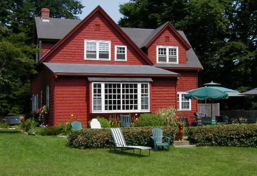 تختخواب و صبحانه Woods Hole Passage Inn