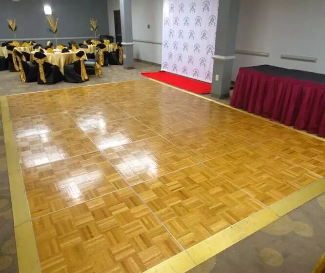 Atrium Hotel And Suites Dfw Airport