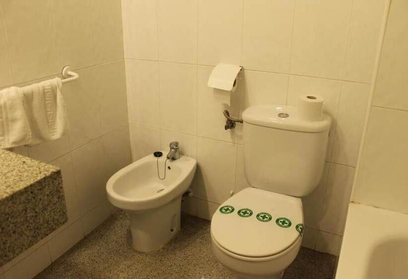 فندق Checkin Catalonia