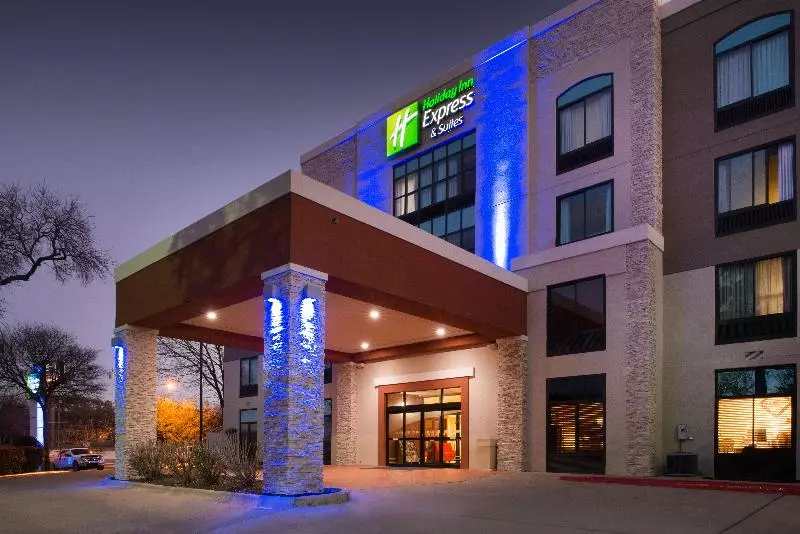 فندق Holiday Inn Express & Suites Austin North Central, An Ihg