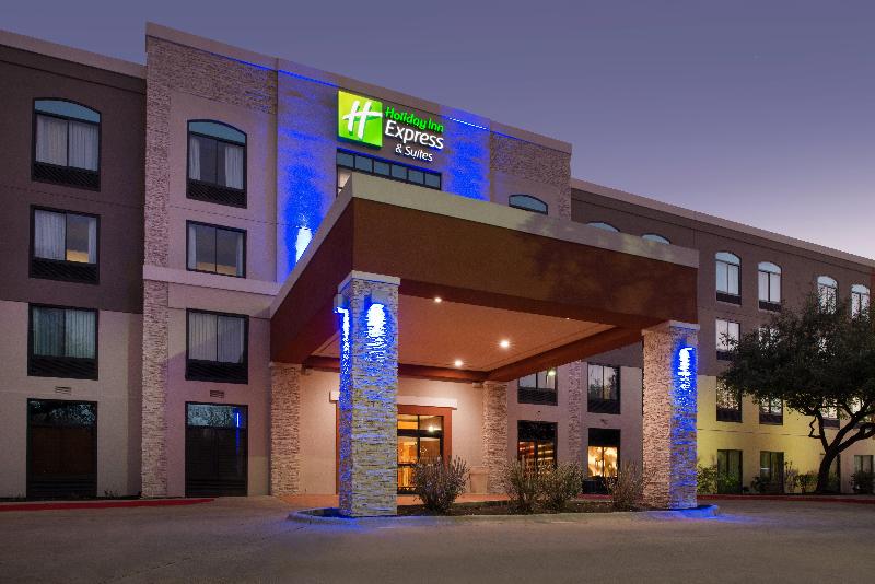هتل Holiday Inn Express & Suites Austin North Central, An Ihg