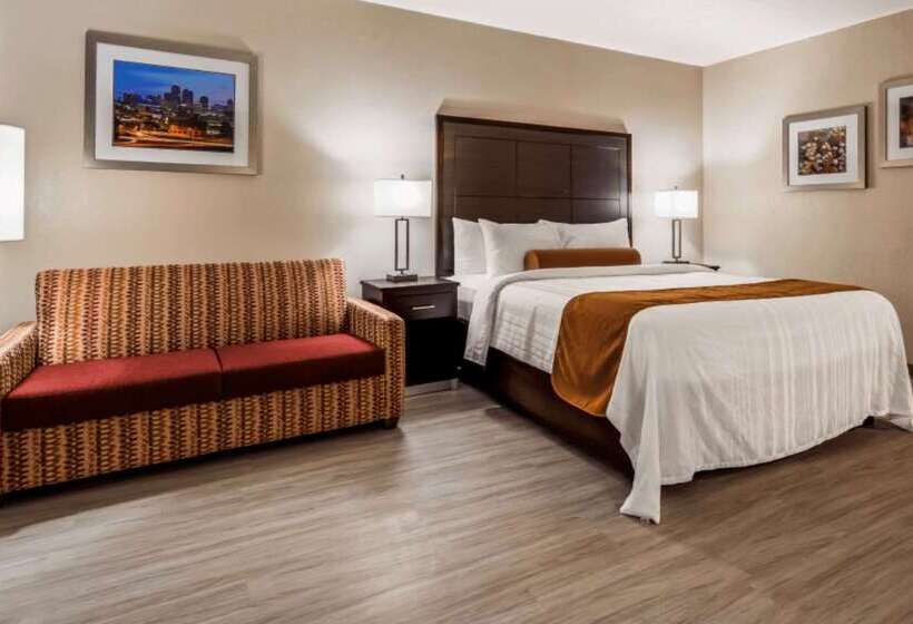 فندق Orangewood Inn & Suites Kansas City Airport