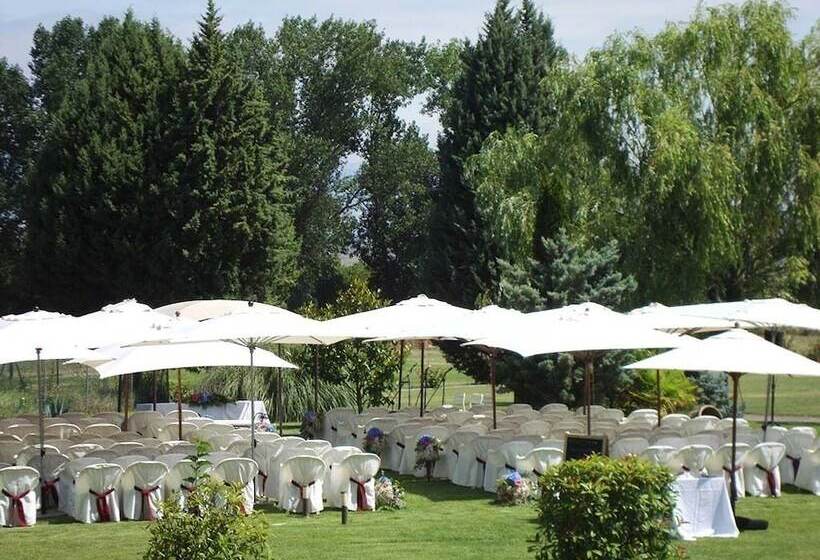 هتل روستایی San Camilo