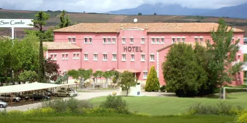 בית מלון כפרי San Camilo