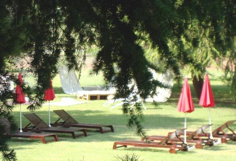 هتل روستایی San Camilo