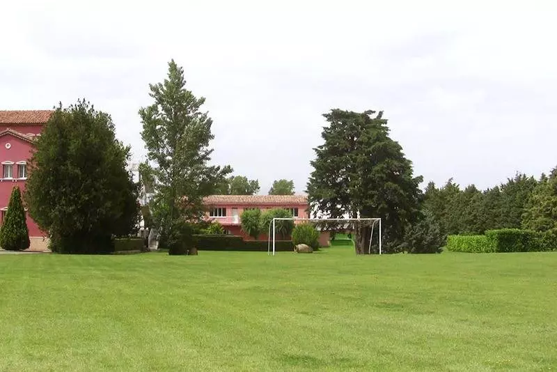 בית מלון כפרי San Camilo