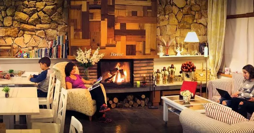 Отель Santa Maria De Alquezar