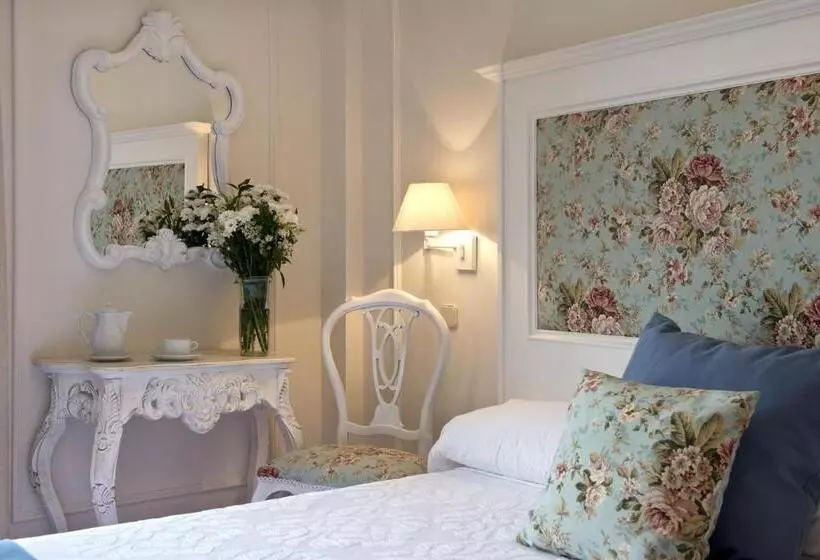 Отель Santa Maria De Alquezar