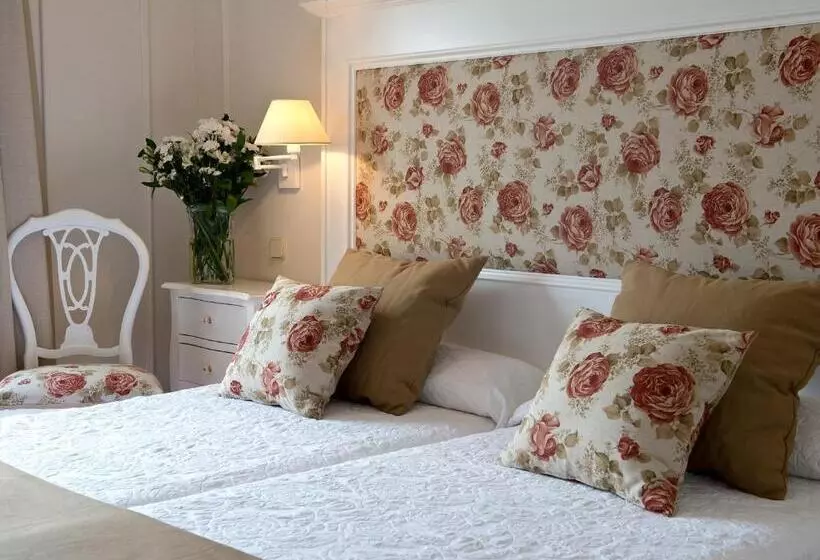 Отель Santa Maria De Alquezar