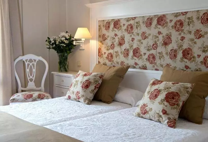 Отель Santa Maria De Alquezar