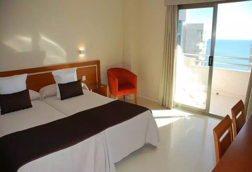 Отель Santamarta