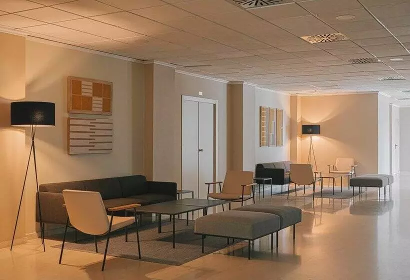 Отель Santamarta